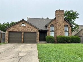 Building Photo - 1225 Eaton Ln