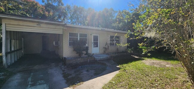 Building Photo - 3323 Ross Cir