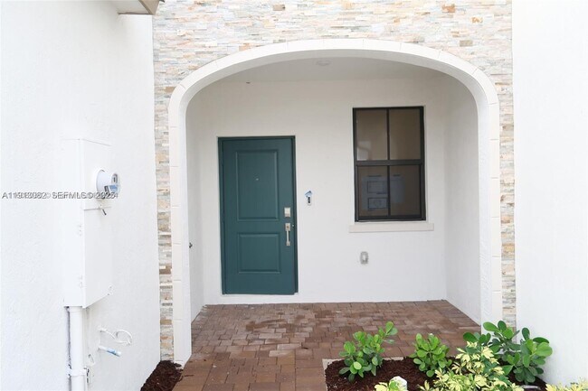 Foto del edificio - 12946 SW 231st St