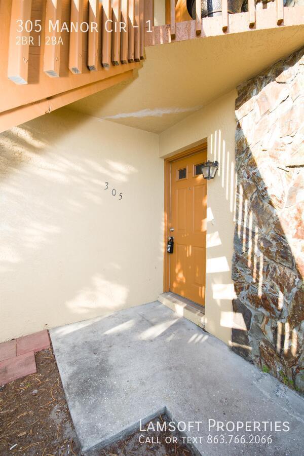 Foto del edificio - 305 Manor Cir