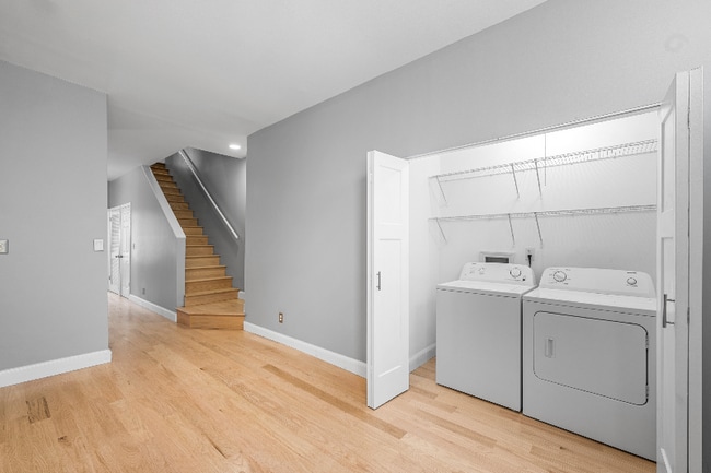 Building Photo - 3205 Lemp Ave