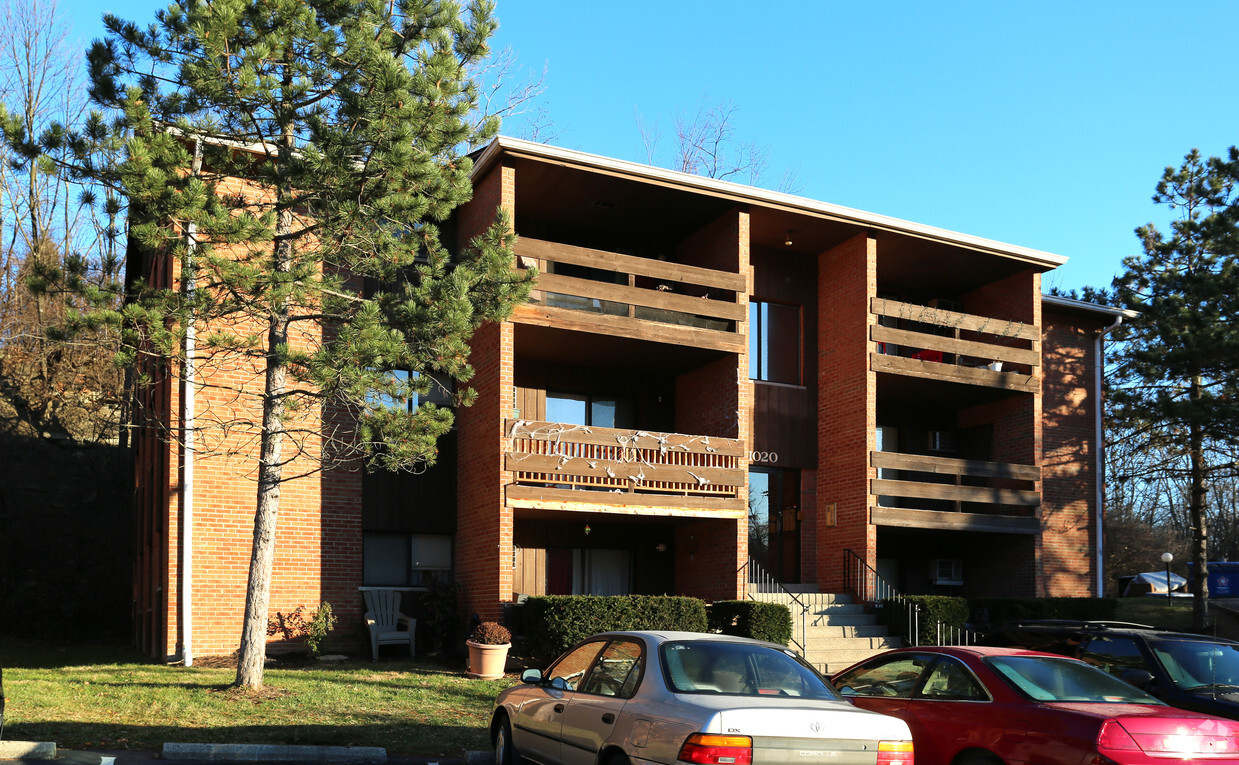 Building Photo - Emery Apartments