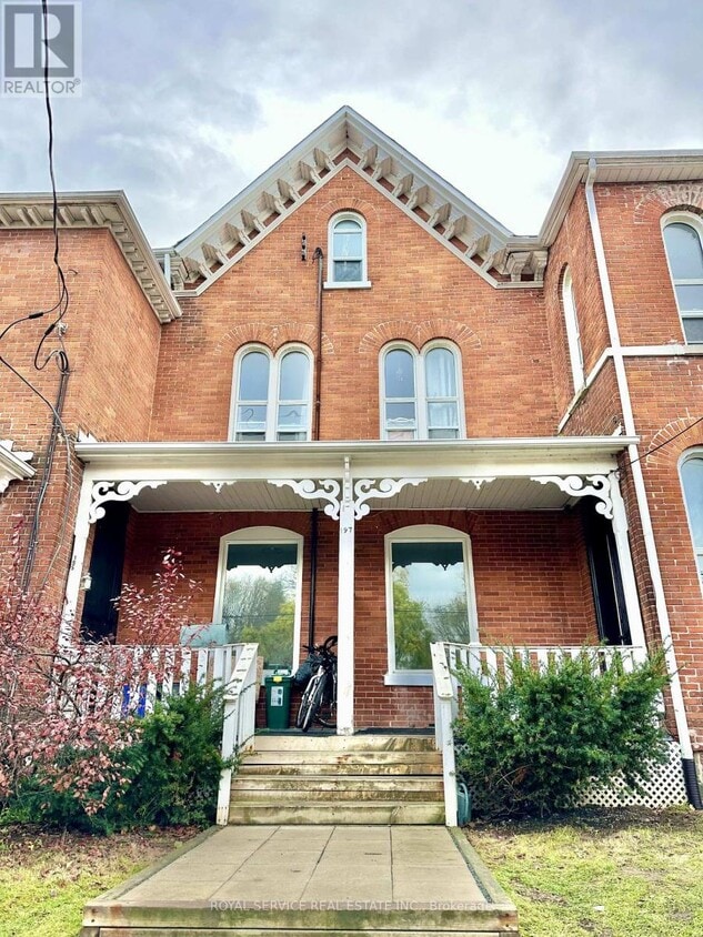 Primary Photo - 197 Walton St