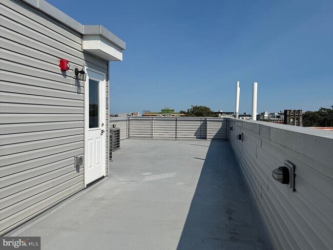 Foto del edificio - 2402 N 2nd St