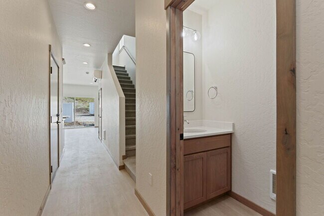 Building Photo - 3578 Blaze Loop