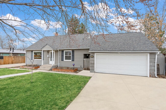 Building Photo - 1218 S Roosevelt St