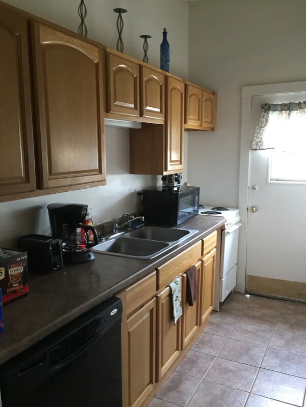 Foto del edificio - 318 W Hall St