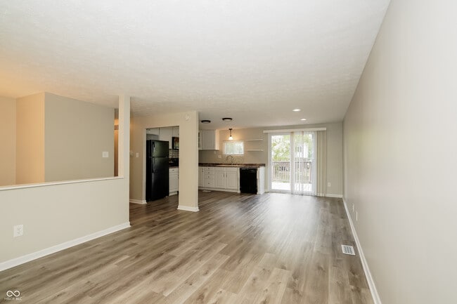 Building Photo - 7516 Inverness Dr