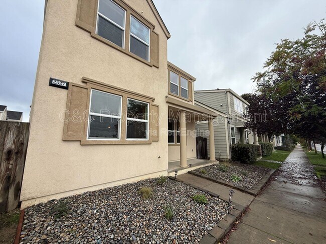 Foto del edificio - 2527 N Village Dr