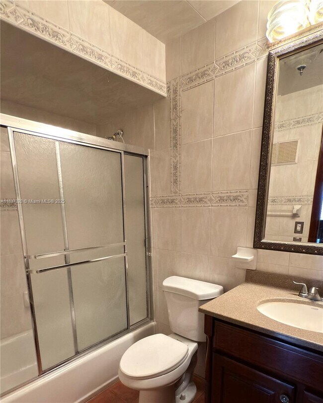 Foto del edificio - 8510 NW 8th St