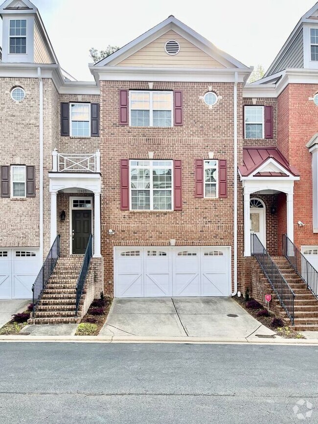 Building Photo - 12821 Doe Dr
