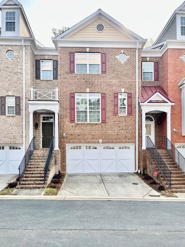 Foto principal - 12821 Doe Dr