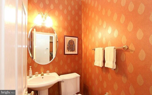 Foto del edificio - 537 Longhorn Crescent