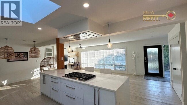 Building Photo - 4380 Highland Blvd