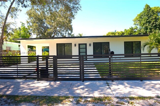 Foto del edificio - 53 NW 68th St