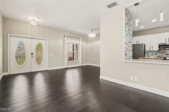 Building Photo - 2065 Cape Heather Cir