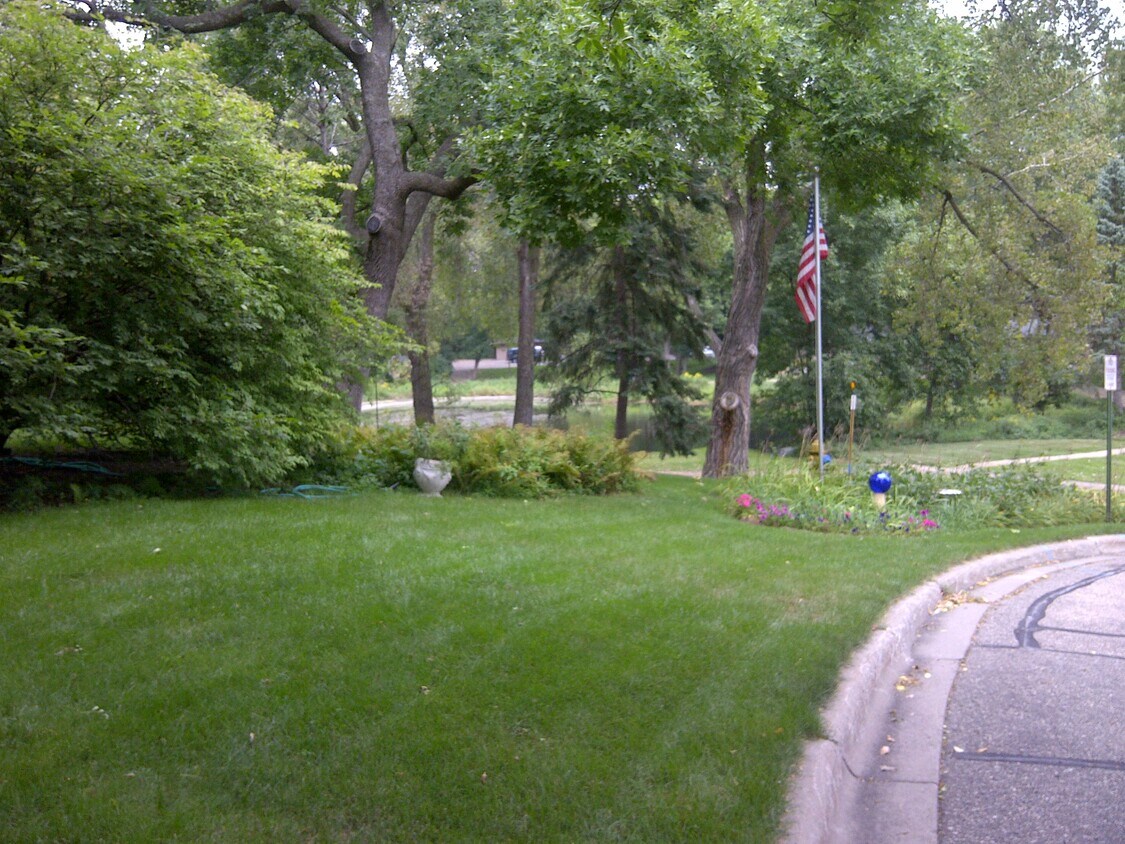 Primary Photo - 2389 Unity Ave N