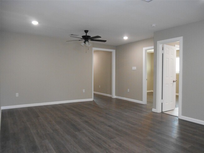 Foto del edificio - 1547 Greenfield Rd