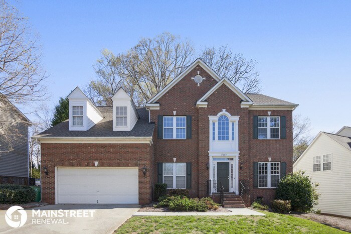Foto principal - 9607 Mitchell Glen Dr