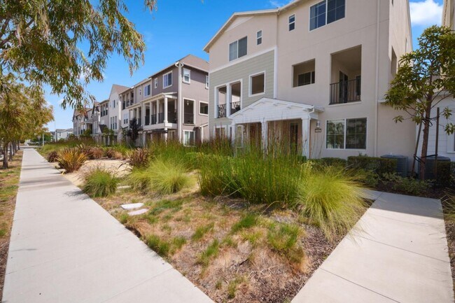 Foto del edificio - 37607 Cape Cod Rd