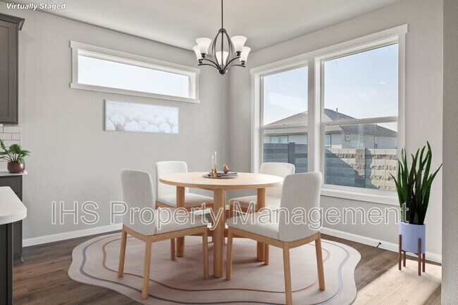 Foto del edificio - 8218 Cardinal Peak St