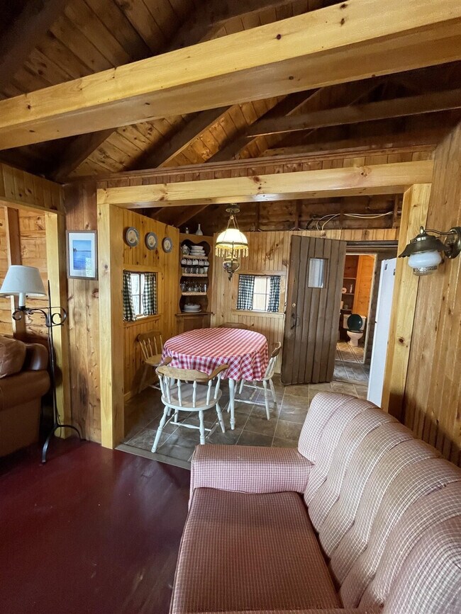 Foto del edificio - 3 Meadow Ln