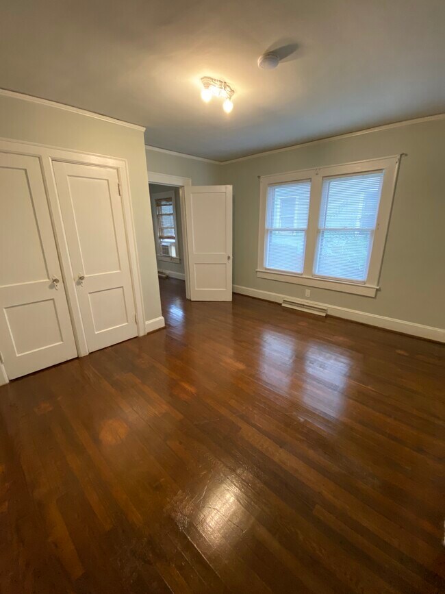 Foto del edificio - 2325 Spring Garden St