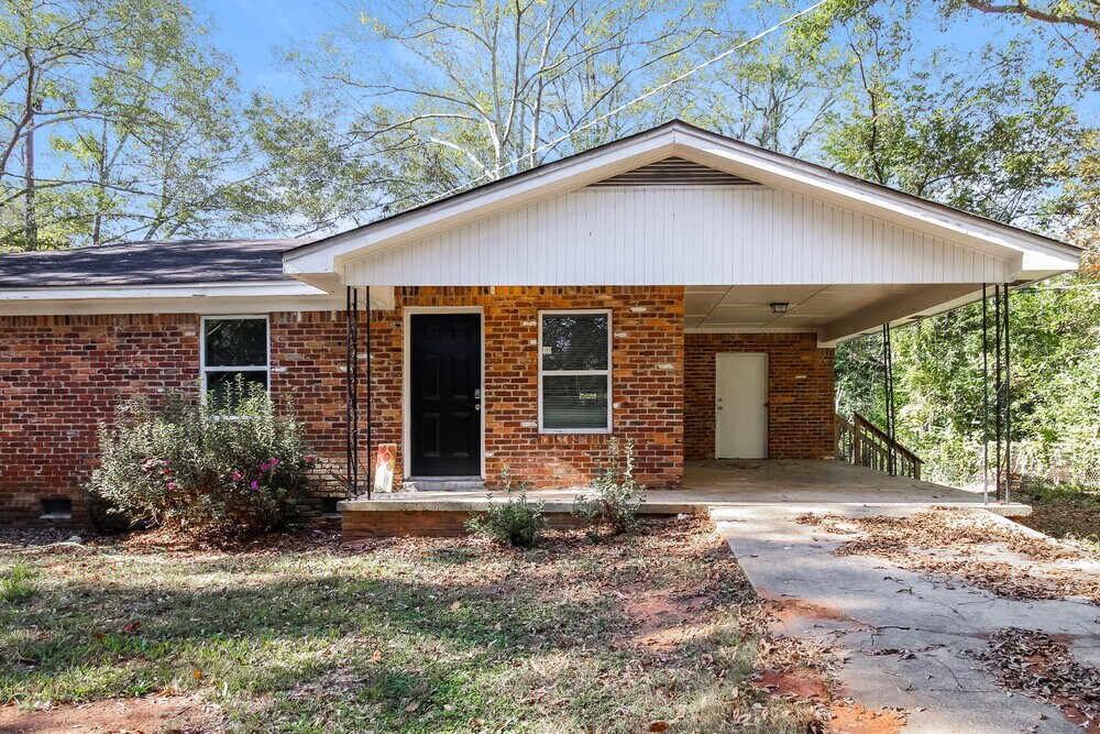 Primary Photo - 5151 Hillside Dr NW