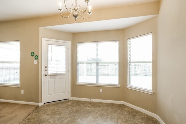 Building Photo - 15527 Lady Shery Ln