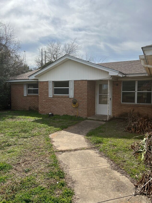 234 Shirley Dr, Waco, TX 76705 House Rental in Waco, TX