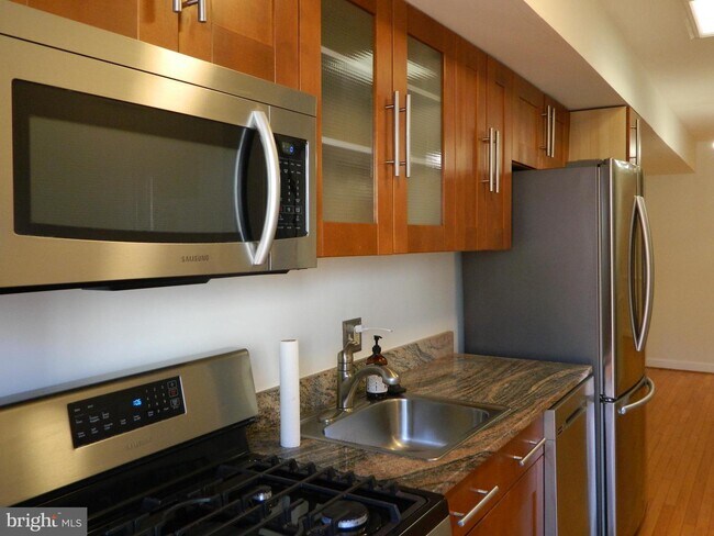 Foto del edificio - 1229 18th St NE