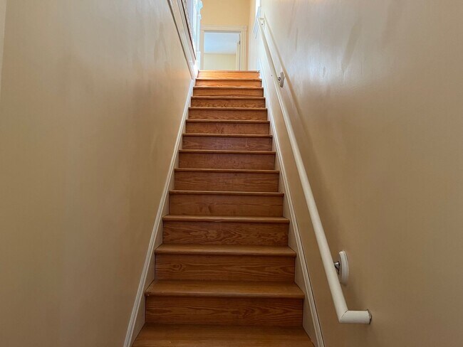 Building Photo - 4188LC Manchester Ave