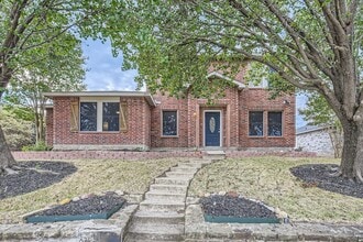 Building Photo - 1433 Glenwick Dr