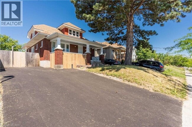 Building Photo - 35 Hartzel Rd