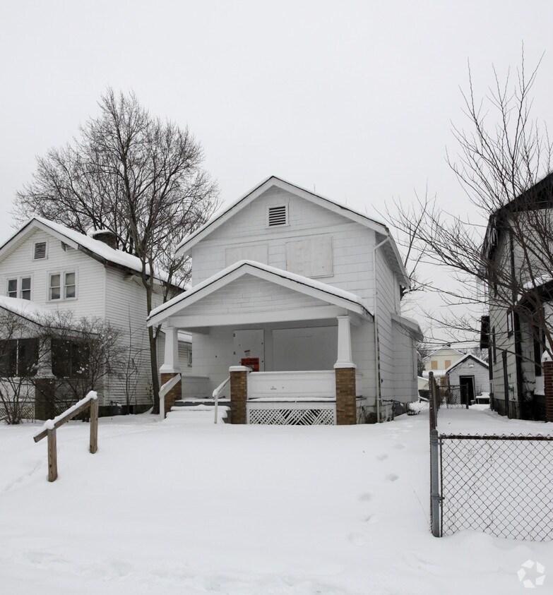 Foto principal - 1485 Briarwood Ave