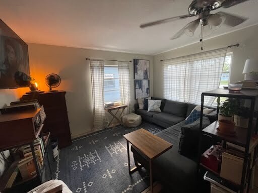 Foto del edificio - 173 38th Ave SE