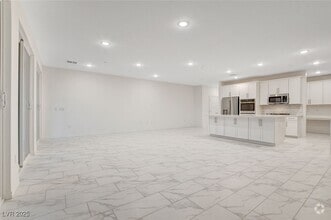 Building Photo - 2555 Hampton Rd