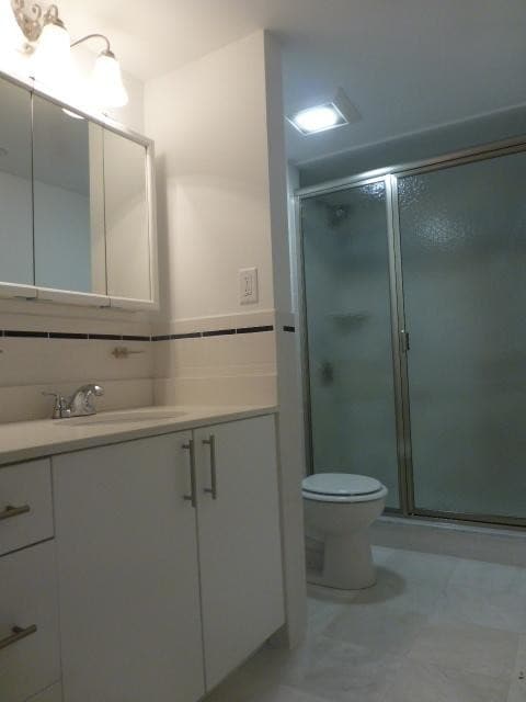 Primary Photo - 457 Centre St