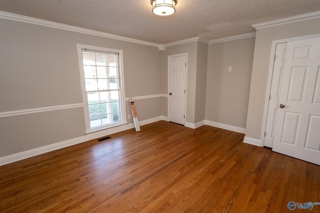 Foto del edificio - 2215 Fairfax St NE