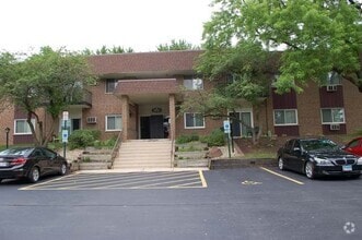 Building Photo - 3435 83rd St