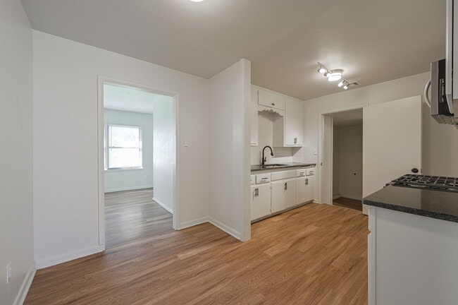 Foto del edificio - 5954 NW 35th St