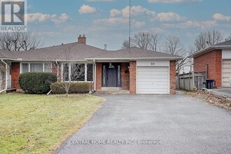 Building Photo - 50 Sherwood Forest Dr