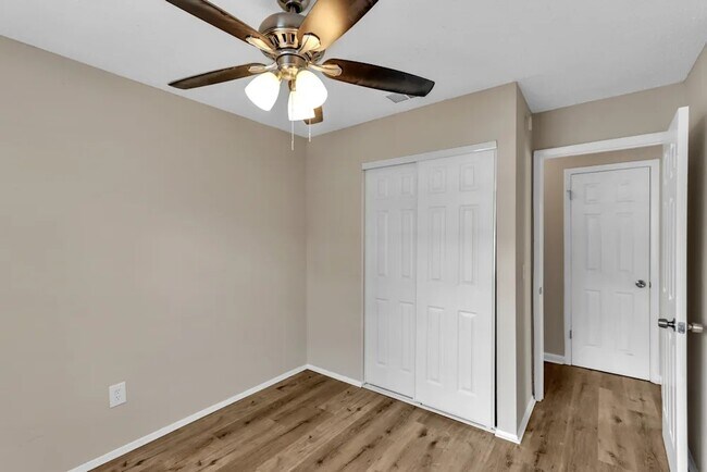 Foto del edificio - 2004 E Humphrey St