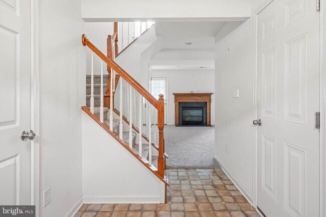 Foto del edificio - 26584 Raleigh Rd