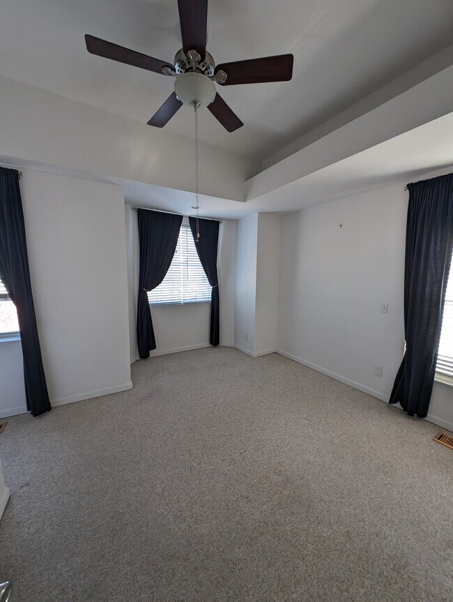 Foto del edificio - 1714 4th St NW