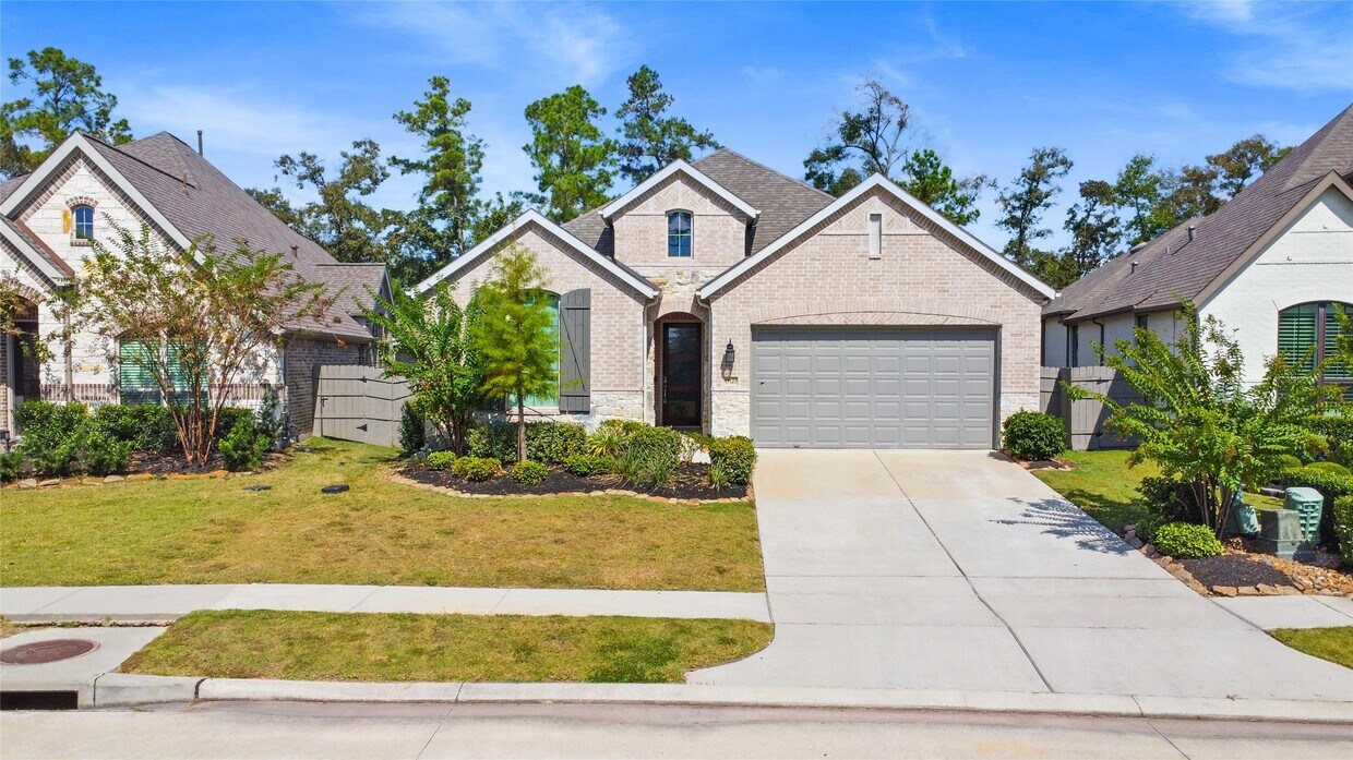 Foto principal - 17127 Crimson Crest Dr