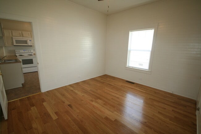 Foto del edificio - 1034 Moreland Ave