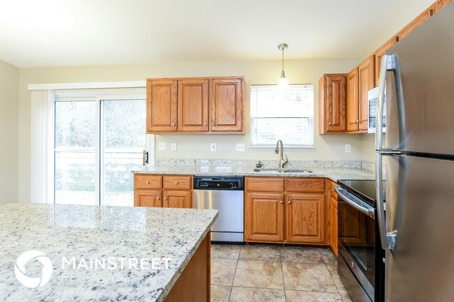 Building Photo - 3440 Rockwood Forest Ct