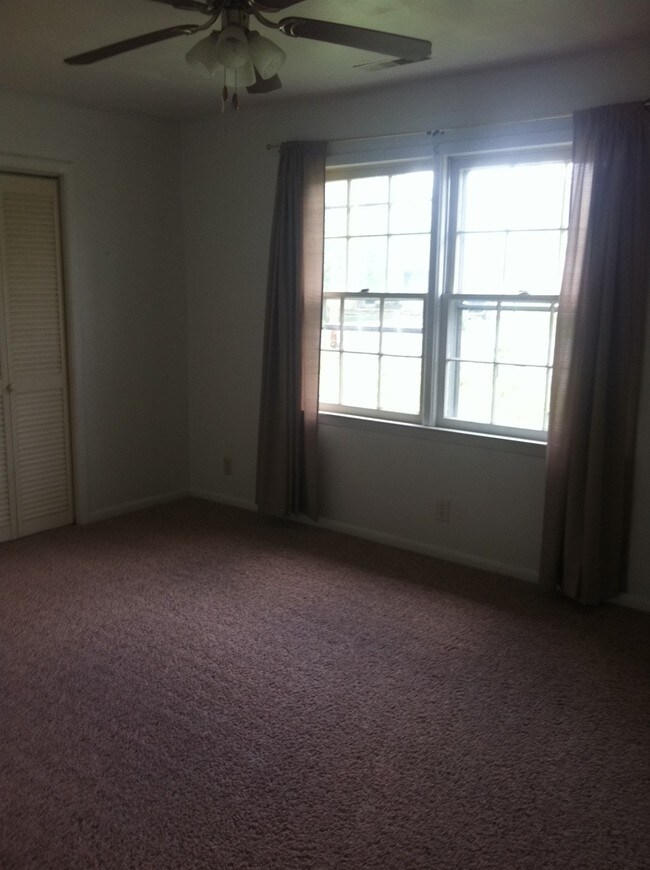 907 Story Ave, Murray, KY 42071 Apartments Murray, KY