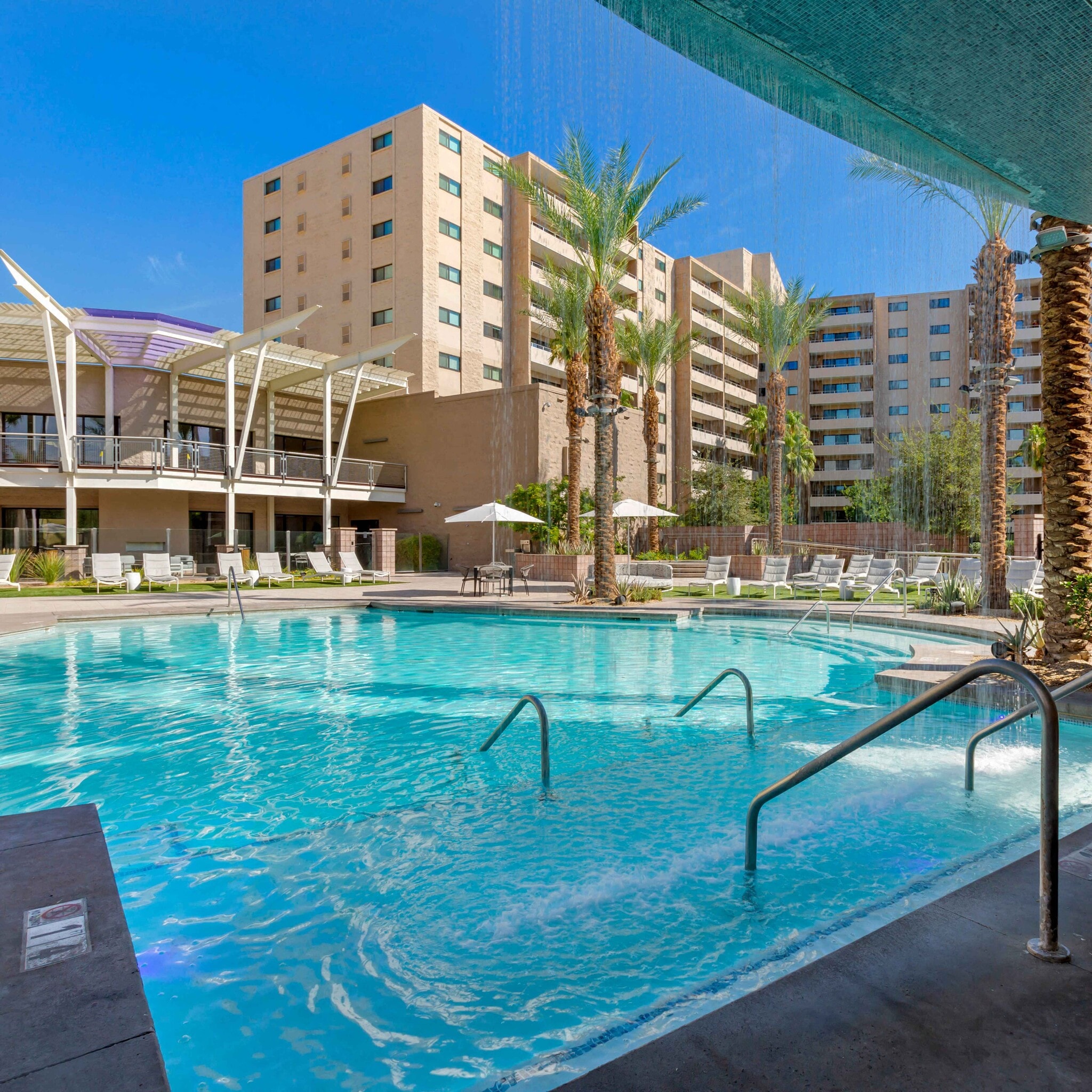 Rays At Vegas Towers